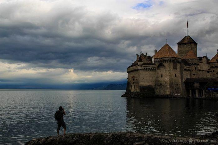 Chillon Castle, Gruyères and Fribourg in one day